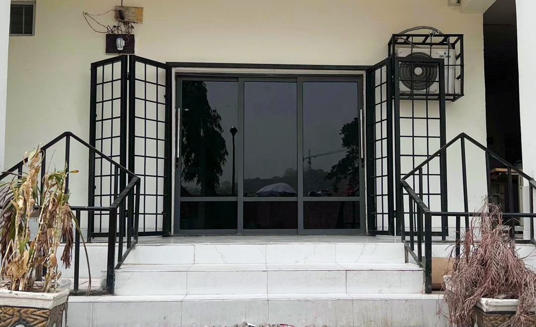 Exterior view of Gajimari Travels & Tours office